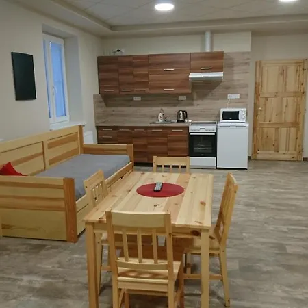 Apartment Apartman Zamberk